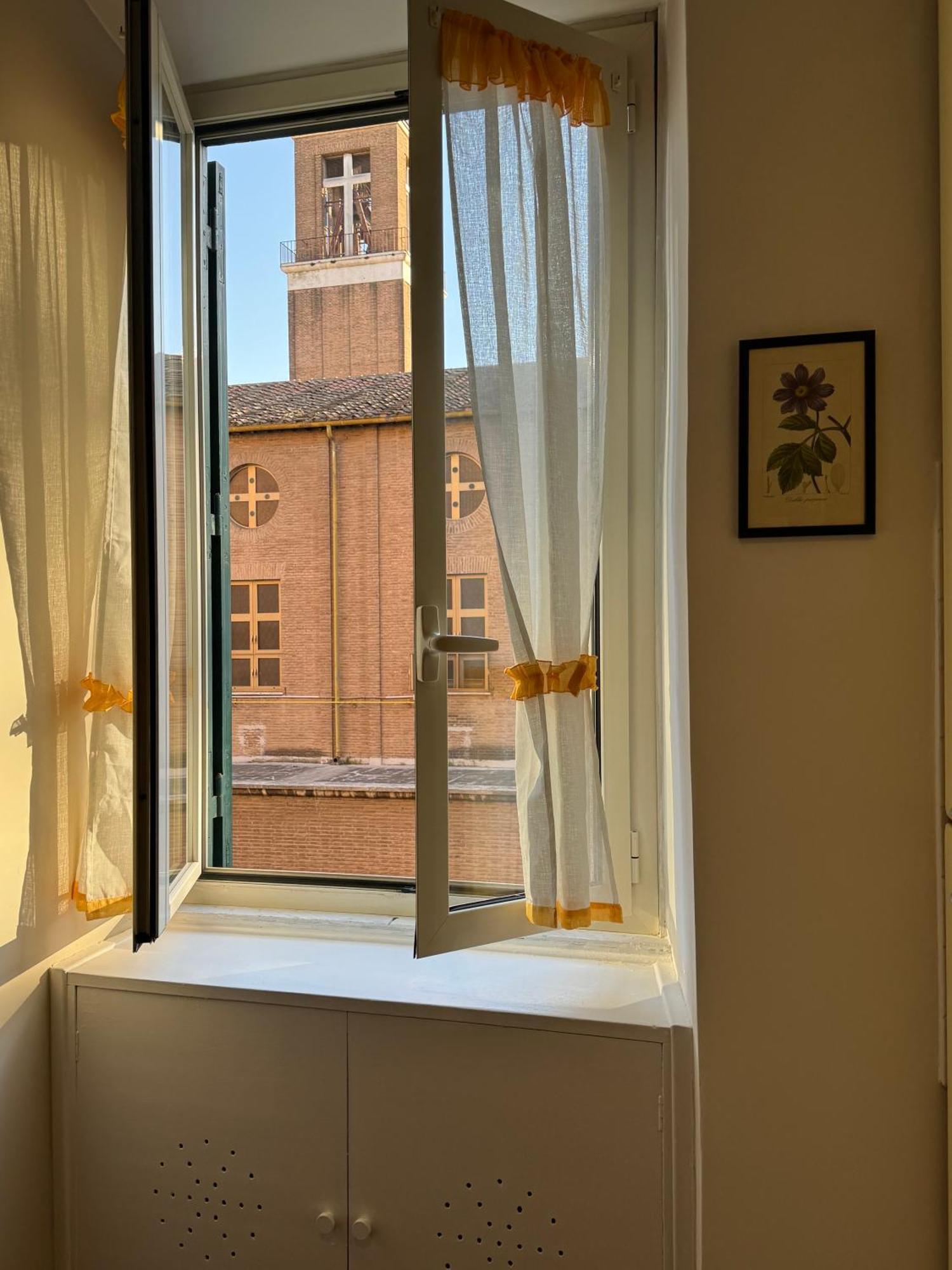 Dora Apartment Rome Bagian luar foto