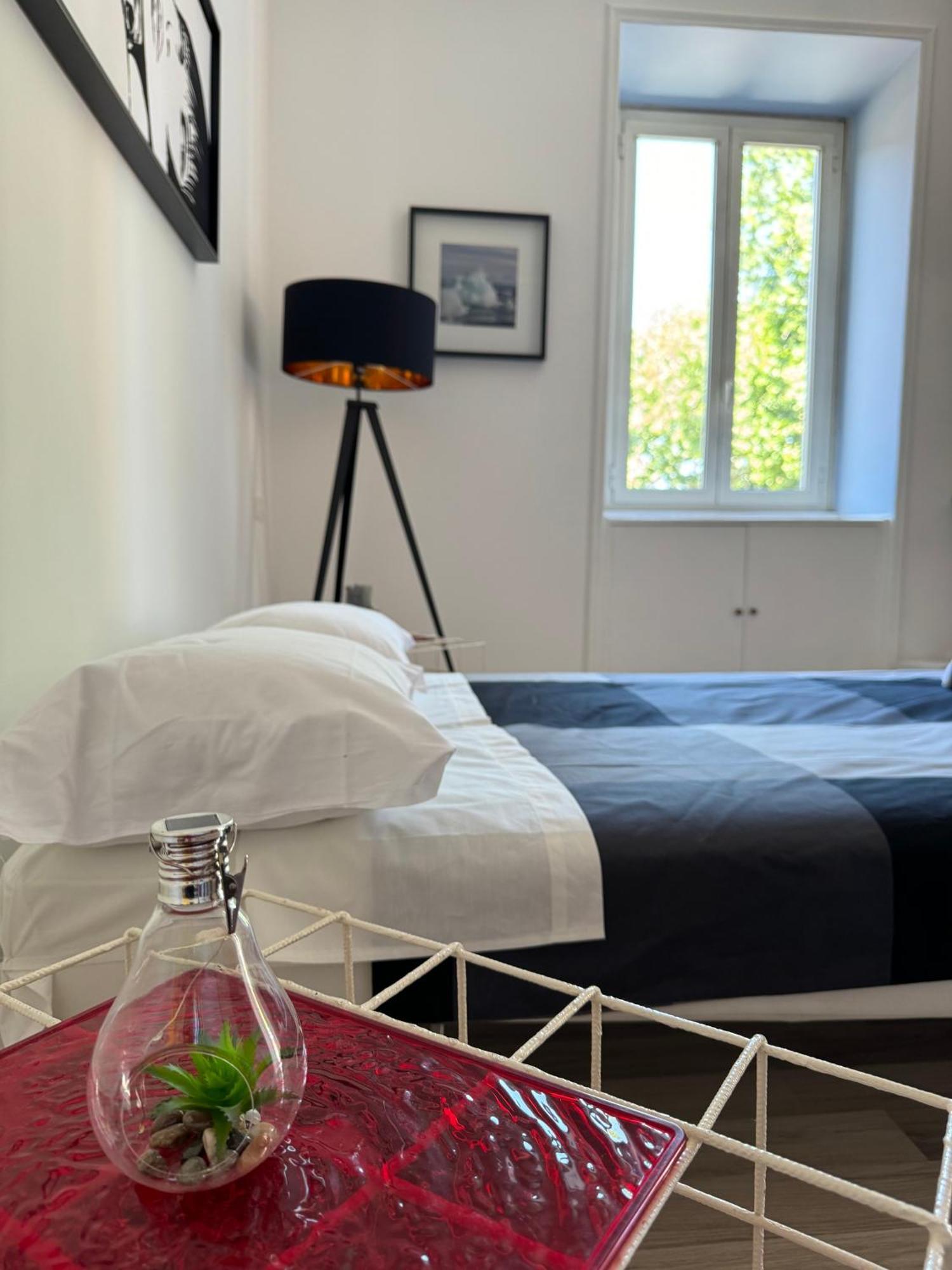 Dora Apartment Rome Bagian luar foto
